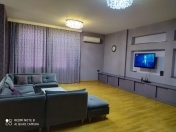 İcarəyə verilir 4 otaqlı 250 m2 yeni tikili Azərbaycan Dillər Universiteti