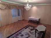 Satılır 4 otaqlı 100 m2 köhnə tikili 8 km