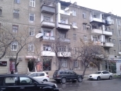 Satılır 6 otaqlı 140 m2 ofis Elmlər Akademiyası m.