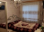 Satılır 3 otaqlı 75 m2 köhnə tikili Qara Qarayev m.