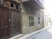 İcarəyə verilir 2 otaqlı 45 m2 ofis Azneft meydanı