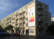 İcarəyə verilir 1 otaqlı 35 m2 köhnə tikili İnşaatçılar m.