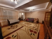 Satılır 4 otaqlı 76 m2 köhnə tikili 8 km