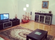 Satılır 3 otaqlı 150 m2 yeni tikili Gənclik m.