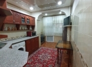 Satılır 3 otaqlı 90 m2 köhnə tikili Ağ şəhər