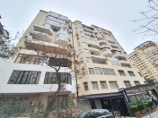 İcarəyə verilir 4 otaqlı 200 m2 yeni tikili Nizami m.