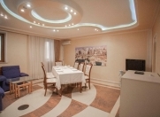 İcarəyə verilir 8 otaqlı 1060 m2 obyekt Nəriman Nərimanov m.