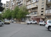 Satılır 4 otaqlı 90 m2 köhnə tikili 9 mkr