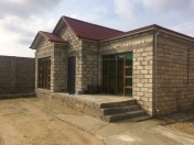 Satılır 4 otaqlı 120 m2 bağ evi Türkan
