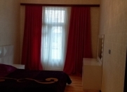 İcarəyə verilir 1 otaqlı 45 m2 köhnə tikili Bakı Dövlət Universiteti