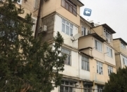 Satılır 3 otaqlı 65 m2 köhnə tikili Qara Qarayev m.