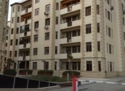 Satılır 4 otaqlı 180 m2 yeni tikili Həzi Aslanov m.
