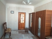 Satılır 3 otaqlı 63 m2 köhnə tikili Sevinc k/t