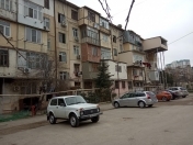 Satılır 3 otaqlı 75 m2 köhnə tikili 4 mkr