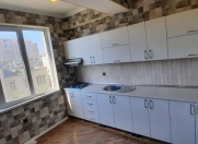 Satılır 2 otaqlı 71 m2 yeni tikili Qara Qarayev m.