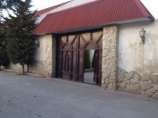 İcarəyə verilir 4 otaqlı 230 m2 bağ evi Xəzər r.