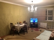 Satılır 5 otaqlı 110 m2 köhnə tikili Əhmədli m.