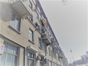 Satılır 2 otaqlı 40 m2 köhnə tikili Memar Əcəmi m.