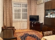 Satılır 4 otaqlı 96 m2 köhnə tikili 8 km