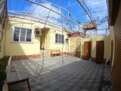 Satılır 3 otaqlı 100 m2 həyət evi Binəqədi