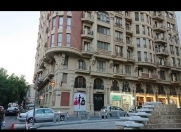 Satılır 5 otaqlı 200 m2 yeni tikili Sahil m.