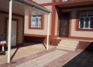 Satılır 5 otaqlı 200 m2 həyət evi Y.Günəşli