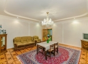 Satılır 4 otaqlı 165 m2 yeni tikili Sahil m.