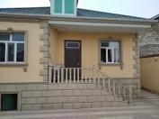 Satılır 4 otaqlı 130 m2 həyət evi Ramana
