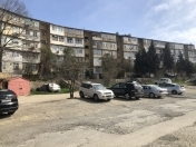 Satılır 4 otaqlı 115 m2 köhnə tikili 8 km