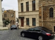 İcarəyə verilir 3 otaqlı 100 m2 yeni tikili İçəri Şəhər m.