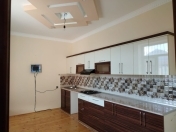 Satılır 4 otaqlı 200 m2 həyət evi Binəqədi