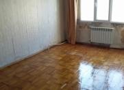 Satılır 3 otaqlı 70 m2 köhnə tikili 4 mkr