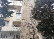 Satılır 3 otaqlı 70 m2 köhnə tikili Bakıxanov