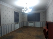 İcarəyə verilir 4 otaqlı 230 m2 ofis Nəriman Nərimanov m.