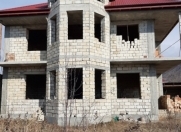 Satılır 6 otaqlı 300 m2 yeni tikili Şəki