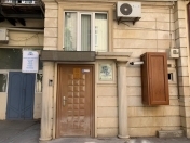 İcarəyə verilir 4 otaqlı 100 m2 ofis Sahil m.