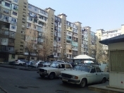 Satılır 1 otaqlı 45 m2 köhnə tikili İnşaatçılar m.