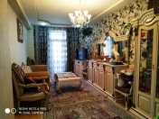 Satılır 2 otaqlı 87 m2 yeni tikili Elmlər Akademiyası m.