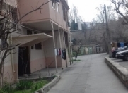 Satılır 2 otaqlı 42 m2 köhnə tikili 3 mkr