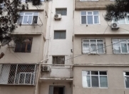 Satılır 2 otaqlı 60 m2 köhnə tikili Həzi Aslanov