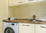 İcarəyə verilir 4 otaqlı 260 m2 yeni tikili Sahil m.