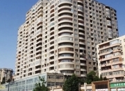 İcarəyə verilir 4 otaqlı 160 m2 yeni tikili 6 mkr