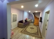 Satılır 6 otaqlı 210 m2 bağ evi Novxanı