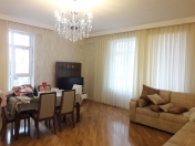 Satılır 3 otaqlı 135 m2 yeni tikili Badamdar