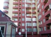 Satılır 2 otaqlı 70 m2 yeni tikili 20 yanvar m.