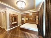 Satılır 4 otaqlı 158 m2 yeni tikili İnşaatçılar m.