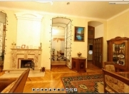 Satılır 6 otaqlı 310 m2 köhnə tikili İçəri Şəhər m.