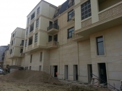 Satılır 2 otaqlı 80 m2 yeni tikili Qaraçuxur