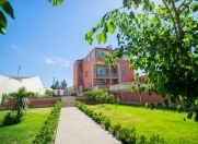 İcarəyə verilir 7 otaqlı 400 m2 bağ evi Mərdəkan