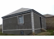 Satılır 3 otaqlı 90 m2 həyət evi Savalan